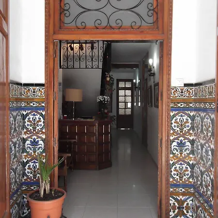 호스탈 도나 카르멘 게스트하우스 론다