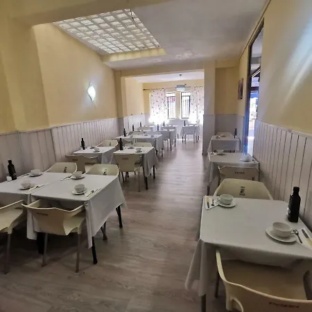 호스탈 도나 카르멘 *