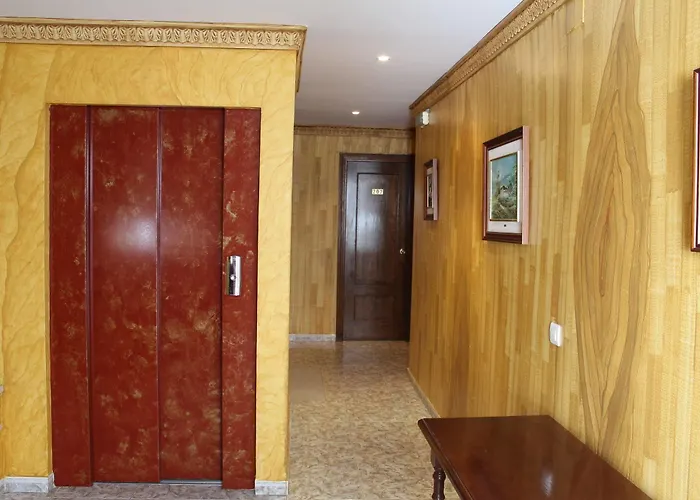 Dona Carmen בית הארחה *